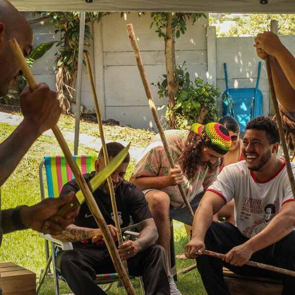 Oficina_instrumentos_musicais_capoeira_varzea_paulista_02
